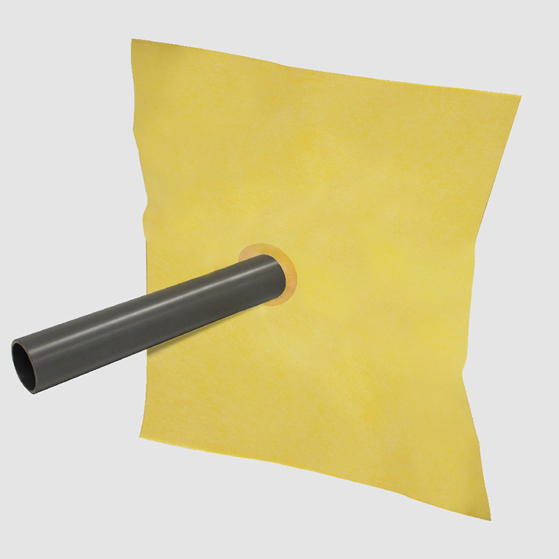Acople para evacuación horizontal con lámina impermeabilizante, DRY50 de 50 x 50 cm unida al tubo de pvc con diferentes salidas